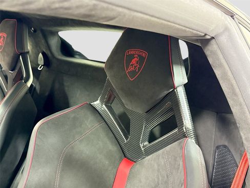 Used 2024 Lamborghini Huracan Tecnica image 15