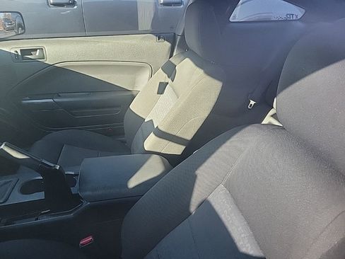 Used 2007 Ford Mustang Coupe image 17