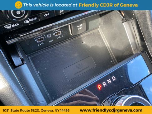 Used 2023 Jeep Grand Cherokee Laredo w/ Luxury Tech Group I image 21