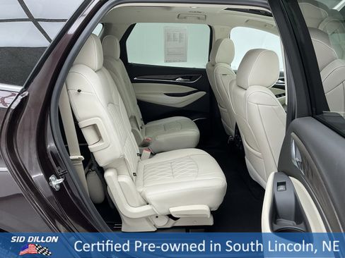 Used 2022 Buick Enclave Avenir w/ Avenir Technology Package image 23