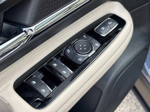 New 2025 Lincoln Corsair Grand Touring w/ Jet Appearance Package AWD/4WD image 22