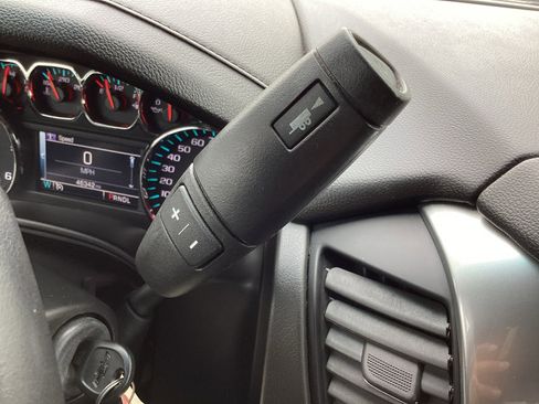 Used 2020 Chevrolet Tahoe LS image 23