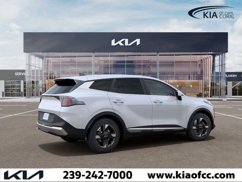 New 2026 Kia Sportage LX w/ LX Convenience Package FWD image 6