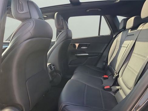 Used 2023 Mercedes-Benz GLC 300 4MATIC image 19