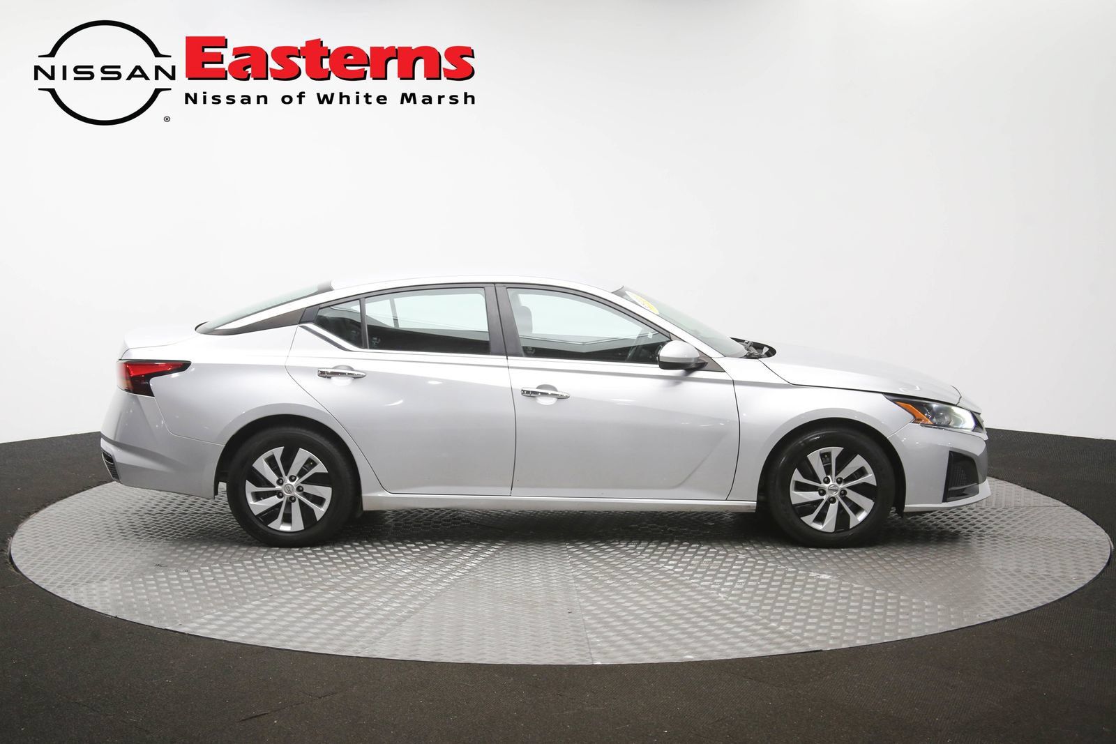 Used 2023 Nissan Altima 2.5 S FWD image 44