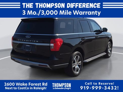 Used 2022 Ford Expedition XLT RWD image 3