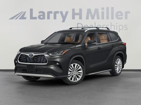 Used 2023 Toyota Highlander Platinum AWD/4WD image 1