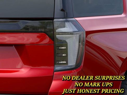 New 2026 Chevrolet Suburban Z71 w/ Comfort Package AWD/4WD image 11
