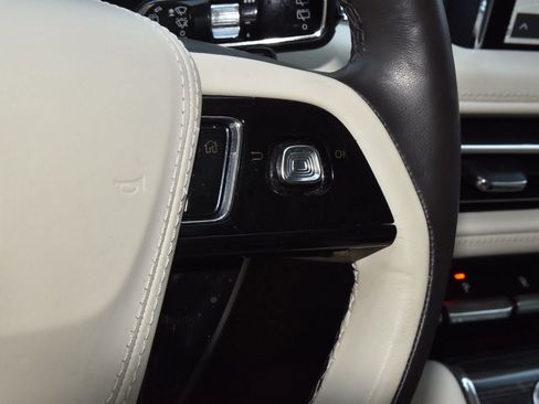 Used 2023 Lincoln Aviator Black Label AWD/4WD image 27