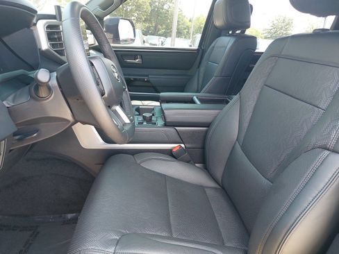 Used 2025 Toyota Tundra Limited w/ TRD Off-Road Package AWD/4WD image 14