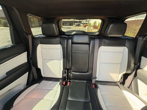 Used 2021 Jeep Grand Cherokee Trackhawk AWD/4WD image 34