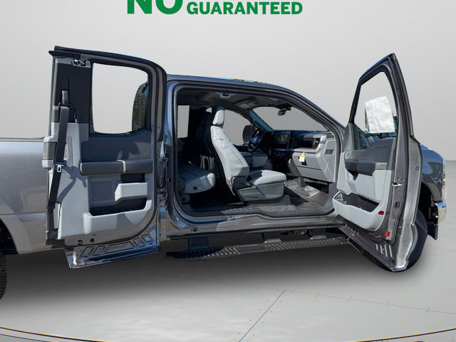 New 2026 Ford F250 XL w/ FX4 Off-Road Package AWD/4WD image 8