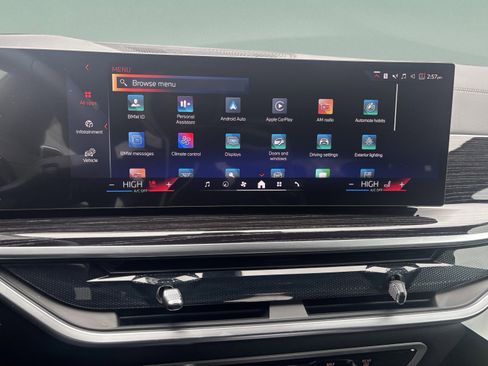 Used 2026 BMW X5 xDrive40i w/ M Sport Package image 16