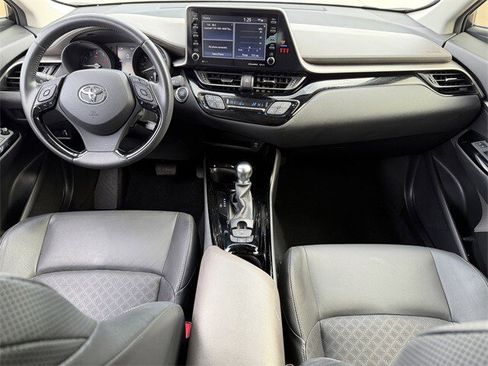 Certified 2021 Toyota C-HR Limited image 11