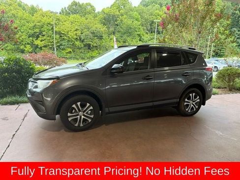 Used 2016 Toyota RAV4 LE FWD image 4