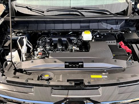 New 2026 Nissan Pathfinder SL FWD image 16