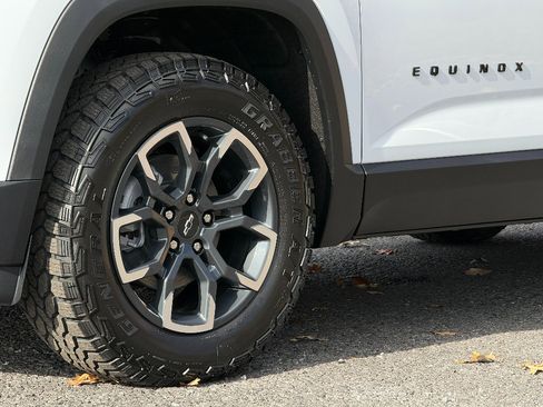 New 2026 Chevrolet Equinox ACTIV image 14