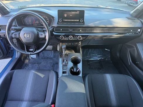 Used 2025 Honda Civic Sport image 25