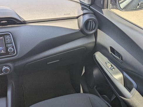 Used 2025 Nissan Kicks Play S FWD image 17