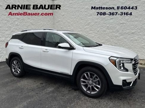 Used 2023 GMC Terrain SLT w/ Infotainment Package II FWD image 1