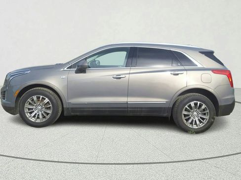 Used 2017 Cadillac XT5 Luxury AWD/4WD image 4