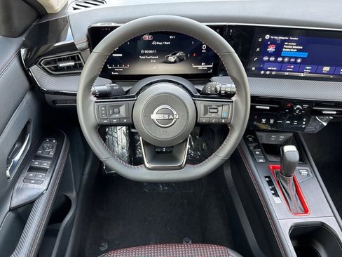 New 2026 Nissan Kicks SR image 11