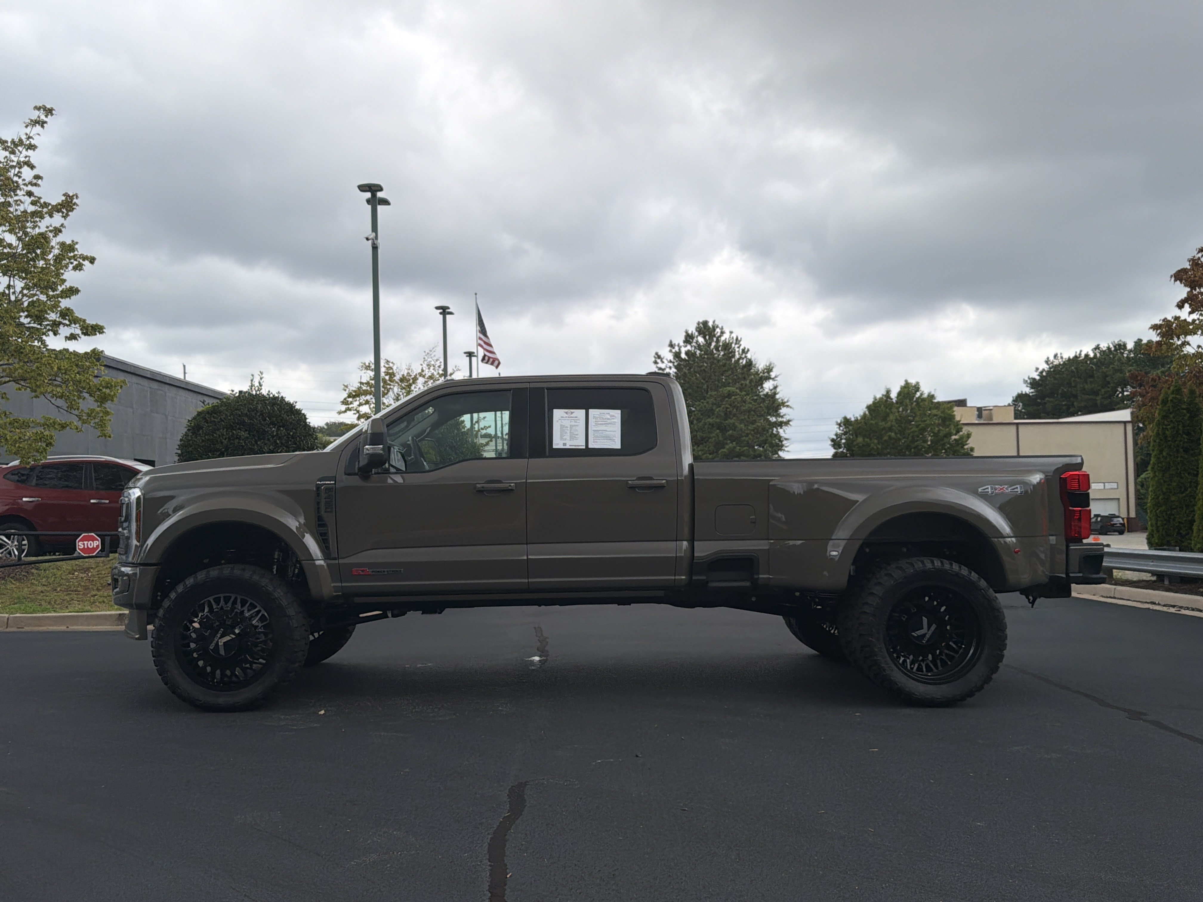 Used 2026 Ford F450 Platinum w/ Platinum Plus Package AWD/4WD image 16