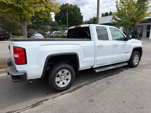 Used 2017 GMC Sierra 1500 SLE w/ SLE Value Package RWD image 4
