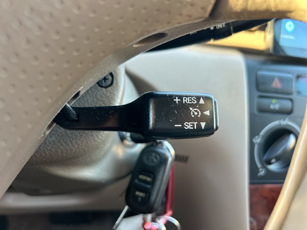 Used 2006 Toyota Corolla LE FWD image 6
