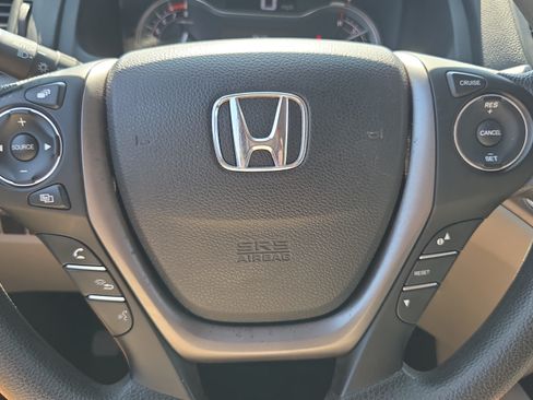Certified 2017 Honda Pilot EX image 28
