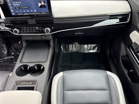 Used 2024 Honda Prologue Touring image 33
