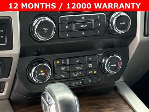 Used 2019 Ford F150 Lariat image 22