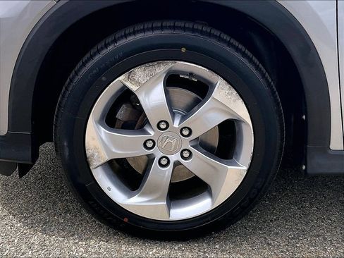 Used 2017 Honda HR-V LX image 7