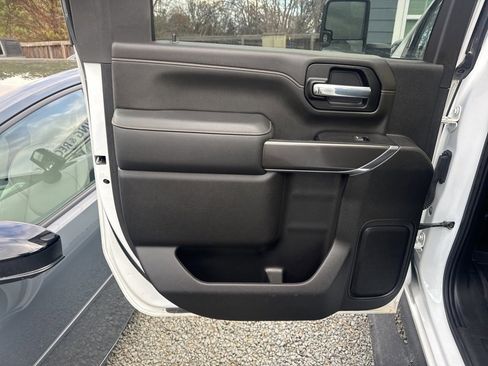 Used 2022 GMC Sierra 2500 AT4 w/ Gooseneck/5TH Wheel Package image 11