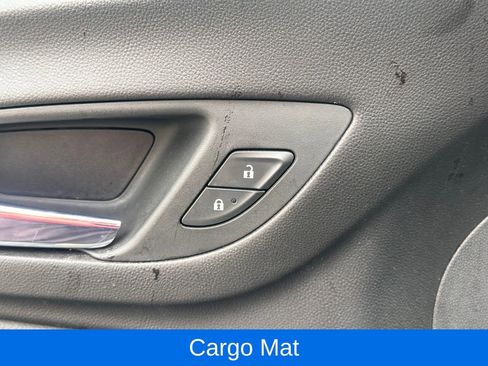 Used 2019 Chevrolet Equinox LT w/ Driver Convenience Package image 22