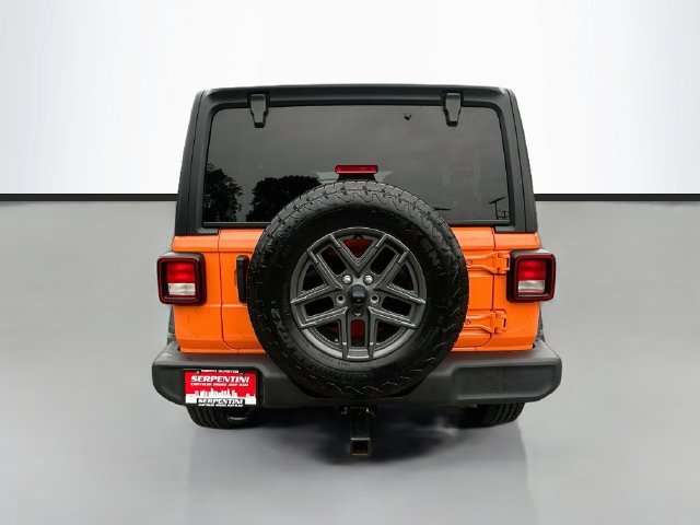 Used 2025 Jeep Wrangler Unlimited Sport AWD/4WD image 7