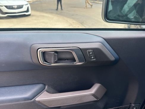 Used 2021 Ford Bronco Outer Banks image 12