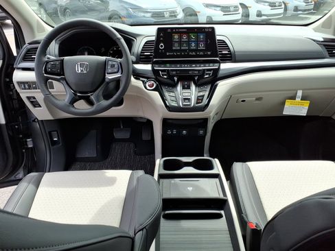 New 2026 Honda Odyssey Elite image 12