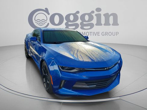 Used 2018 Chevrolet Camaro LT w/ RS Package RWD image 7