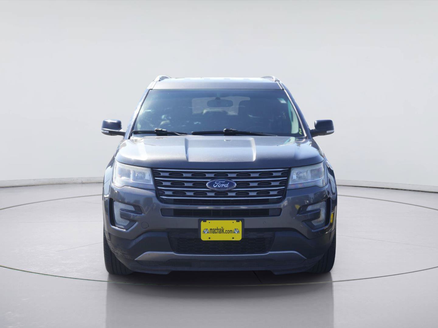 Used 2016 Ford Explorer XLT w/ Equipment Group 202A AWD/4WD image 3