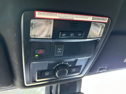 Used 2022 Toyota Tacoma TRD Off-Road w/ Technology Package AWD/4WD image 29