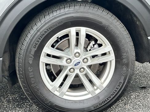 Used 2023 Ford Explorer 2WD image 9
