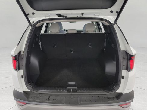 Used 2025 Hyundai Tucson SEL AWD/4WD image 16