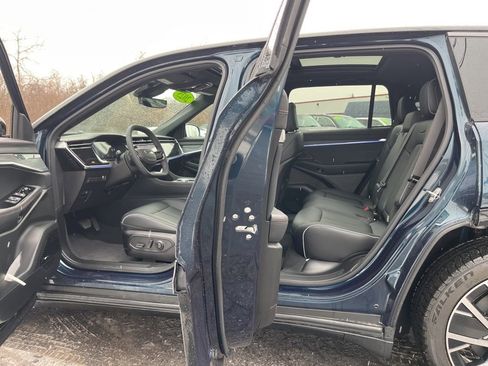 Used 2025 Jeep Wagoneer S Limited image 26