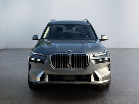 Used 2024 BMW X7 xDrive40i AWD/4WD image 8