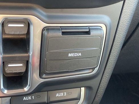 Used 2020 Jeep Wrangler Unlimited Rubicon image 31