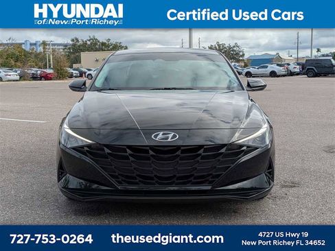 Certified 2023 Hyundai Elantra SEL image 8