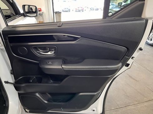 Used 2023 Honda Pilot EX-L image 15