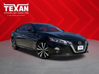 Used 2019 Nissan Altima 2.5 Platinum video 1