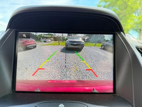 Used 2015 Ford Escape SE w/ Equipment Group 201A FWD image 11